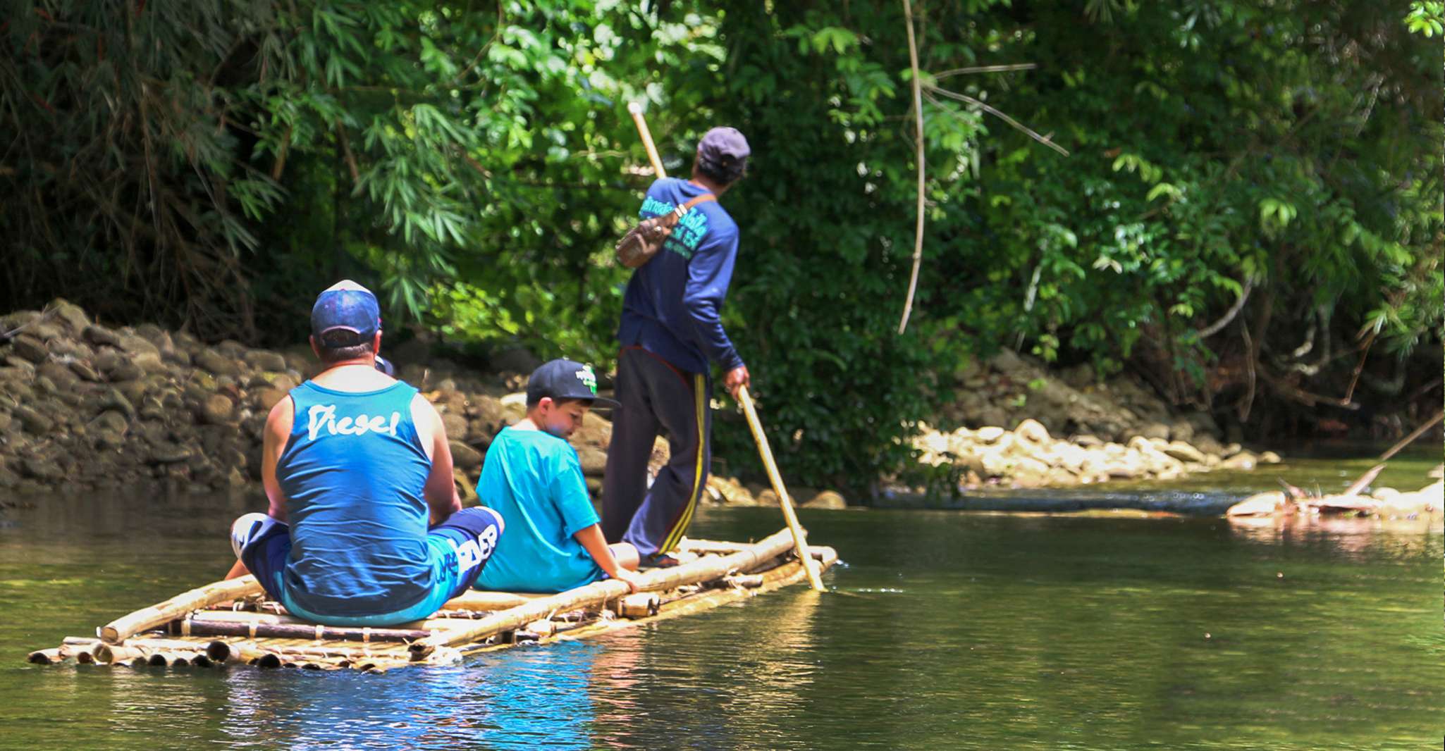 Khao Lak、Rafting、大象洗澡和海龟中心旅游 - Hizvo