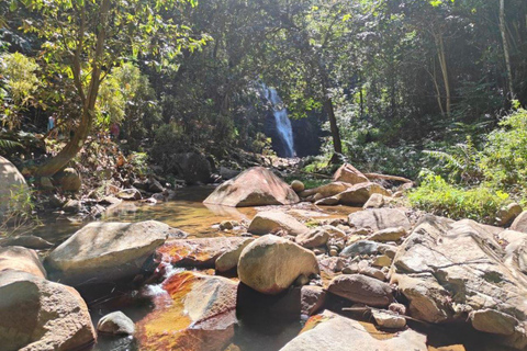 Największa tyrolka/Jaskinia i wodospad Biausevu Wycieczka odkrywczatylko hotele w rejonie wybrzeża koralowego (odbiór i transport powrotny)