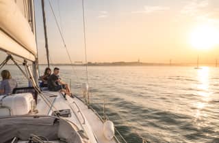 Lisbon: Private Sunset Cruise on the Tagus River with Drink