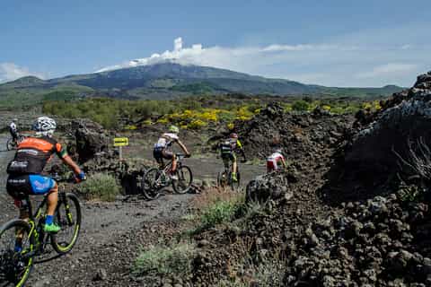 Etna: mountainbiketocht van een halve dag naar de Etna