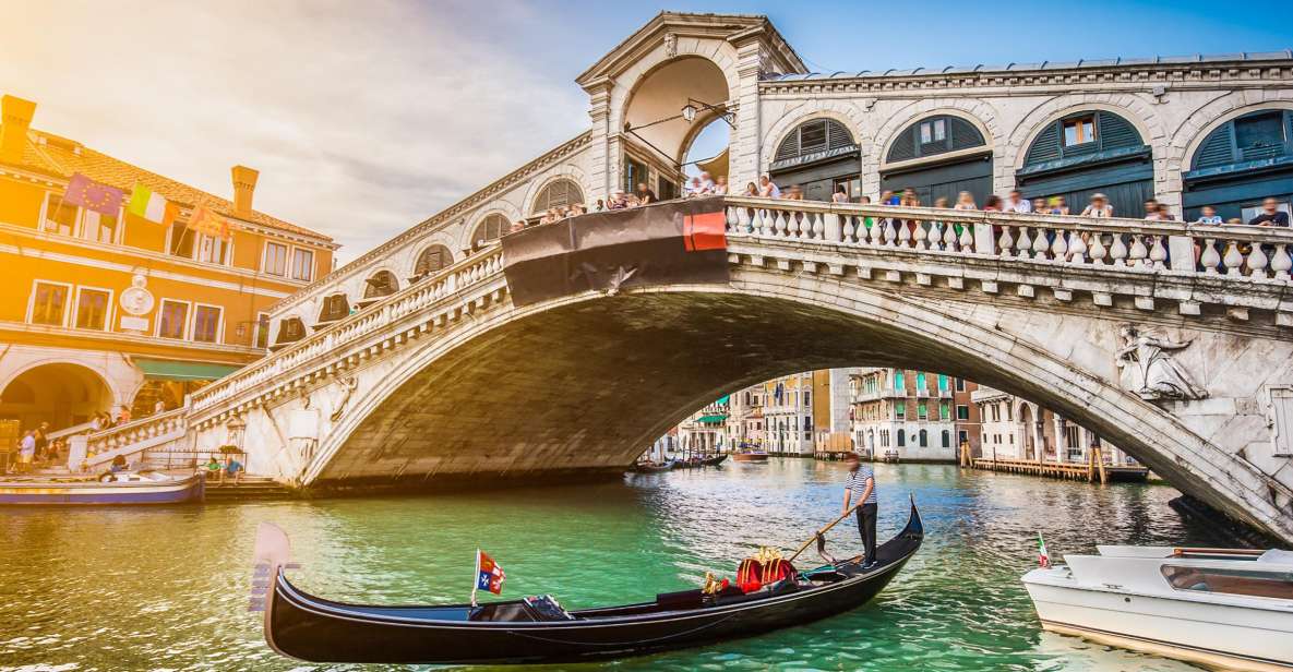 Venice Full-Day Group Tour from Lake Garda
