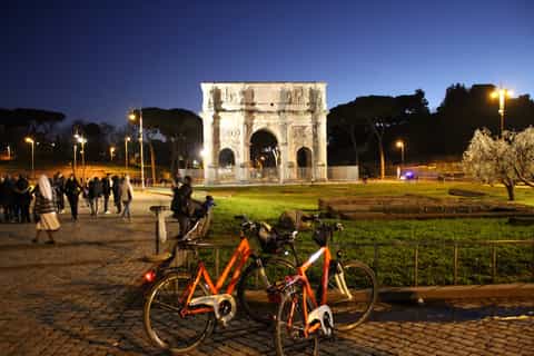 Rome by Night: Bike Tour with Pizza