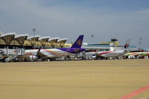 Phnom Penh: Privater Transfer zum internationalen Flughafen