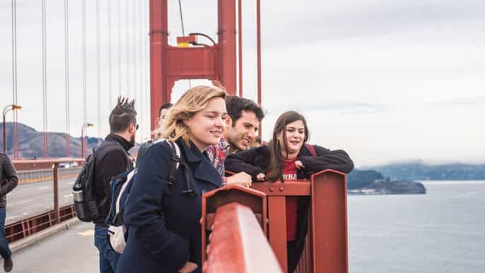 san francisco golden gate bridge coastal walking tour