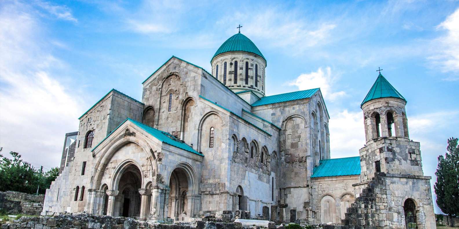 Bagrati Cathedral in Kutaisi - Tours and Activities
