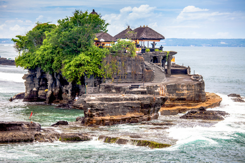 Bali: punti salienti di Ubud di 8 ore e viaggio al tramonto nel tempio di Tanah LotTour privato con trasferimento in hotel