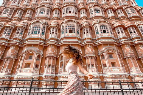 Jaipur: Sightseeing Tour with Visit to Galtaji Monkey Temple