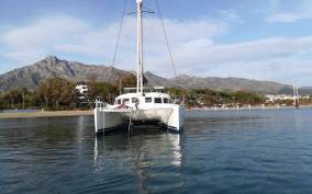 Marbella: Catamaran Tour with Dolphin Watching