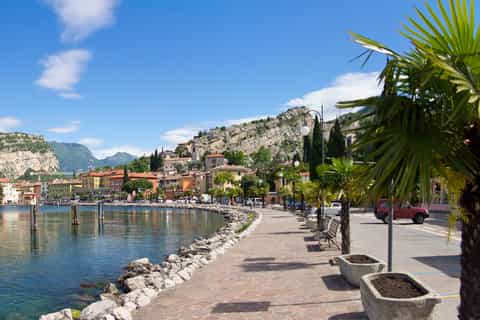Full-Day Lake Garda Tour: Bus & Public Boat with Guide