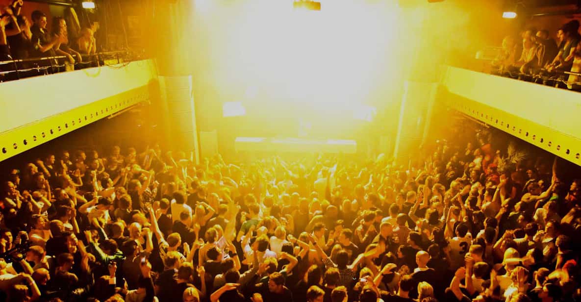 Amsterdam Nightlife Scene 2 or 7-Day Ticket