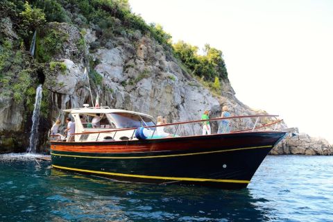 Sorrento and Amalfi Coast Small Group Tour by Boat