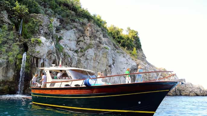 sorrento y costa amalfitana tour de grupo reducido en barco
