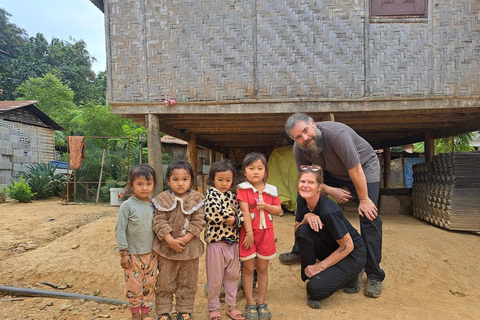 نونغ خياو: رحلة لمدة يومين، قرية همونغ، إقامة منزلية، والتجديف بالكاياك