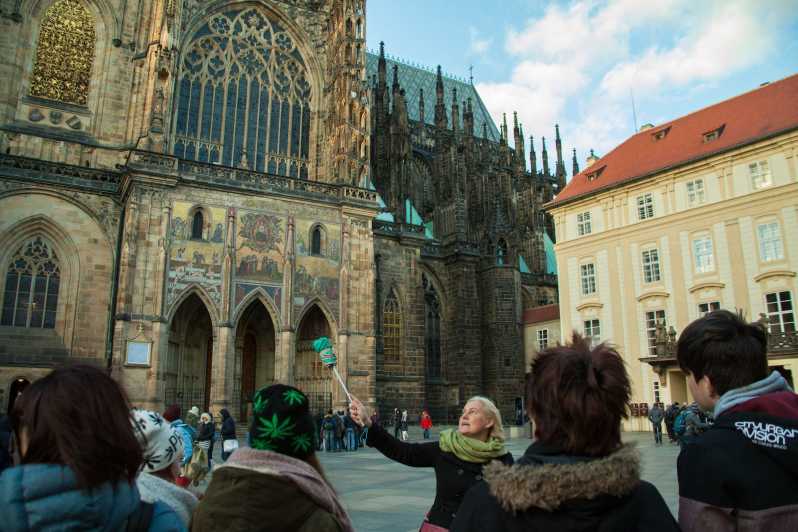 Praag: tour van 3 uur door de Oude Stad en de Praagse Burcht, in het Duits