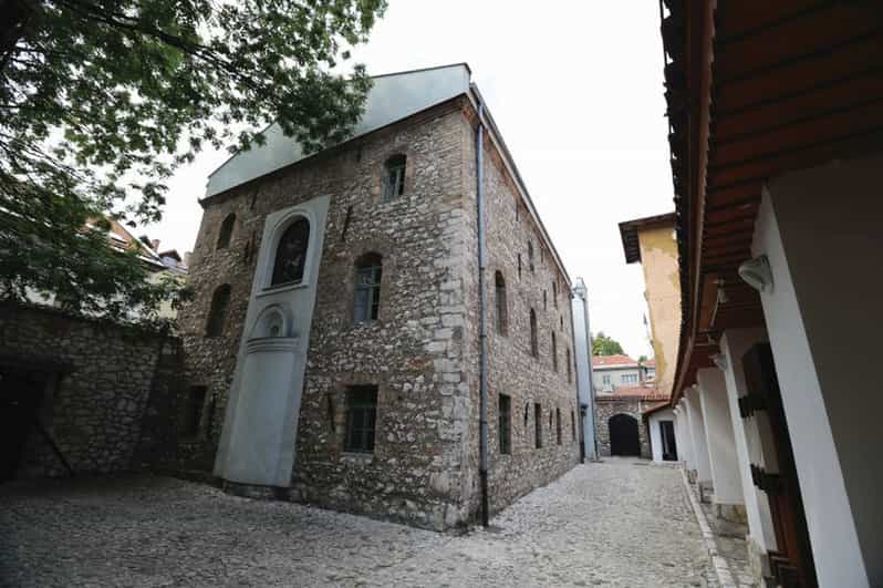 Colagem de mídia