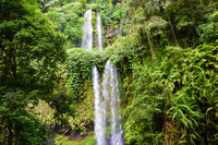 Tiu Kelep e Sendang Gile Tour di trekking a cascata - Hizvo
