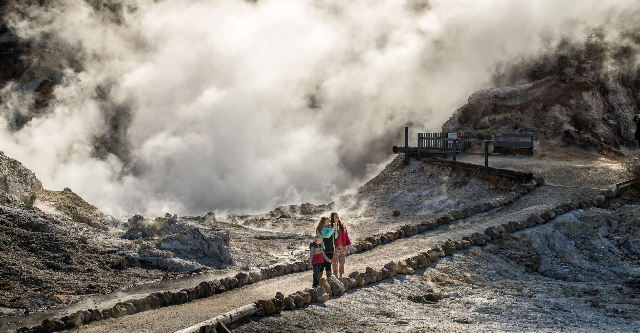 Rotorua, Hell's Gate Geothermal Walk, Mud Bath & Sulphur Spa, Rotorua ...