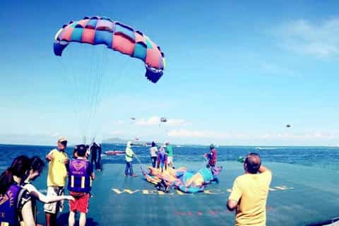 Isla Koh Larn con actividades en la playa desde Pattaya y Bangkok