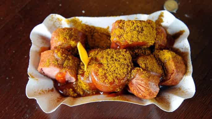 berlin food tour with classic and contemporary tastings