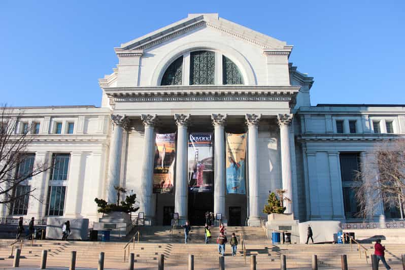 Museus de ciência e seus visitantes no início do século XXI: estudo  longitudinal da visitação espontânea de cinco instituições da cidade do Rio  de Janeiro