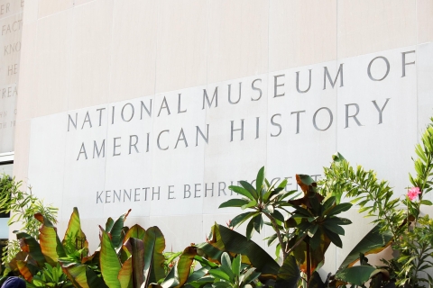 Nationaal museum voor Amerikaanse geschiedenis: rondleidingNationaal museum van de Amerikaanse geschiedenis Semi-privé in het Engels