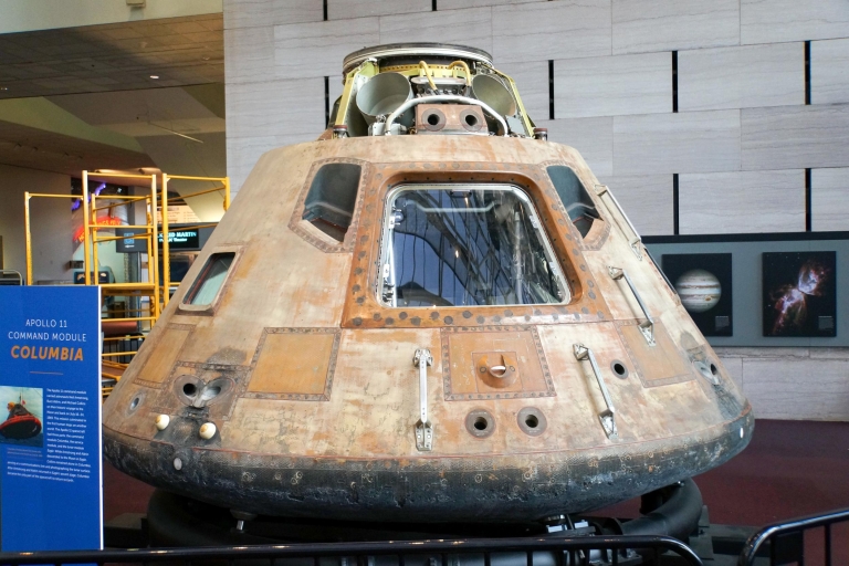 Luft- und Raumfahrtmuseum und Museum für amerikanische Geschichte: Geführte KombitourLuft & Raum + AHM Semi-Private Combo Tour auf Englisch