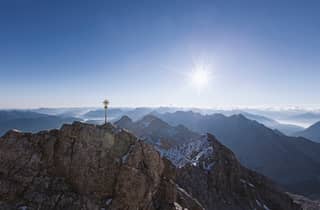 Von München aus: Der höchste Gipfel Deutschlands: Zugspitze