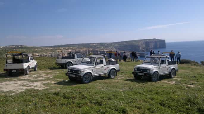 gozo heldagstur med jeep och motorbåt inklusive lunch