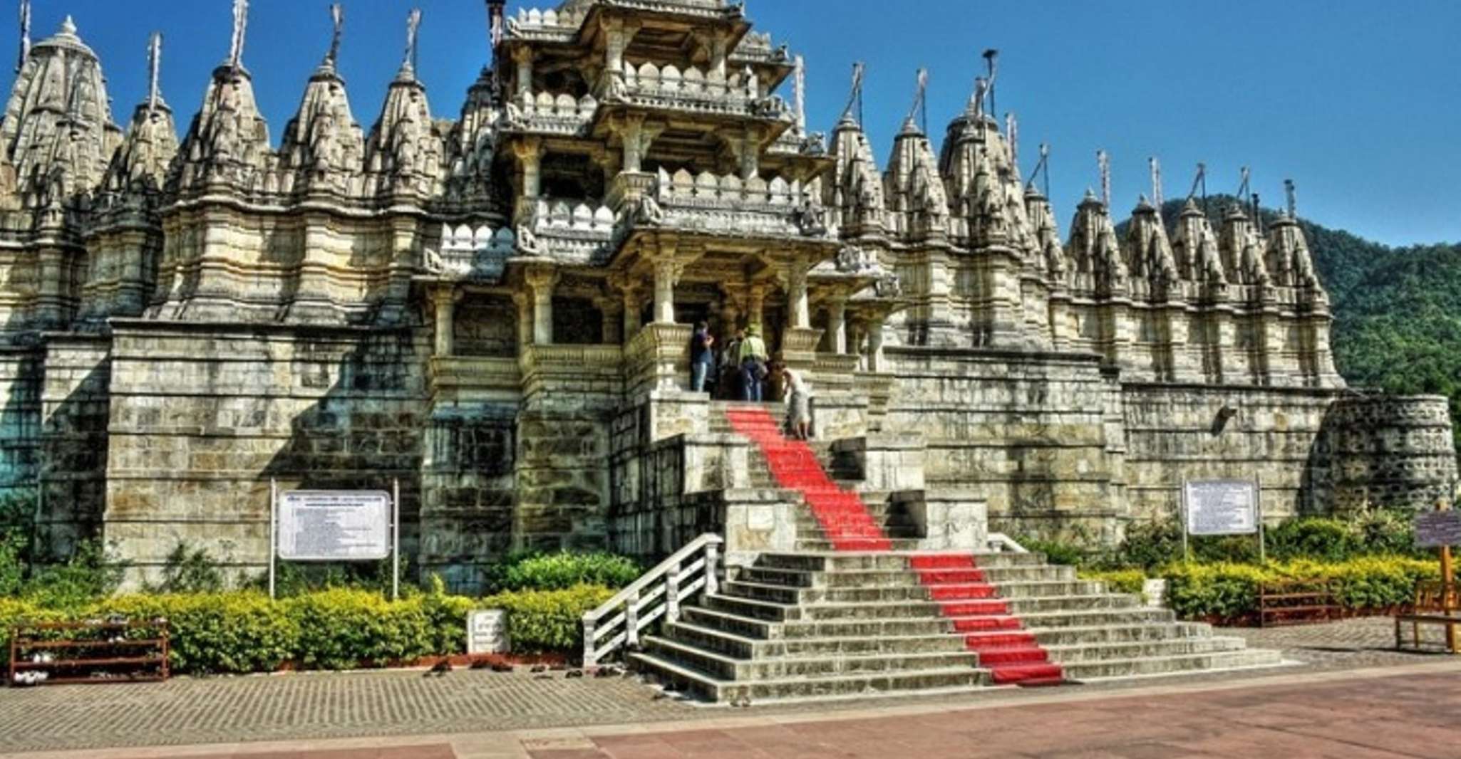 Transfer from Jodhpur to Udaipur via Jain Temple in Ranakpur - Hizvo