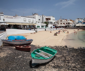 Desde Lanzarote: Excursión de un día a Fuerteventura y Corralejo