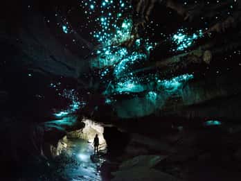 Off the Beaten Track: grotta in piccolo gruppo