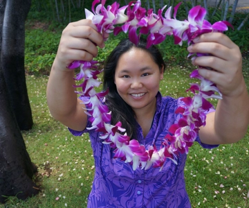 Maui: Kahului Airport (OGG) Traditional Lei Greeting