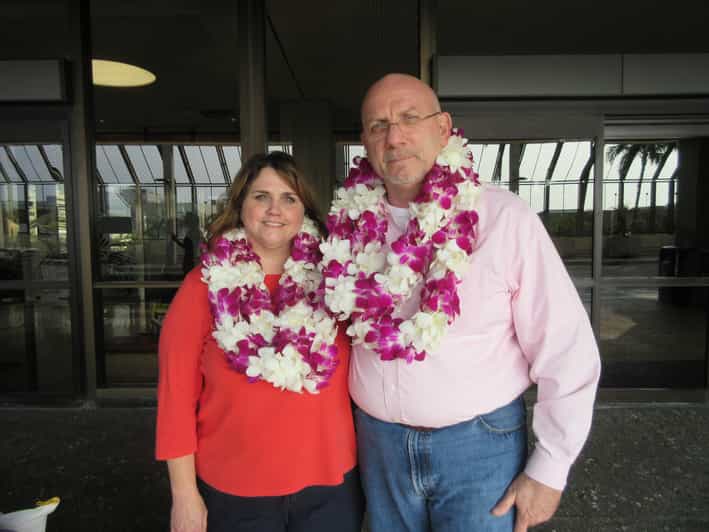 Big Island Kona Airport Traditional Lei Greeting GetYourGuide