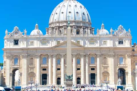 Rome: Papal Audience with Host and Pick-Up