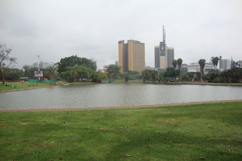 Nairobi: City Walking Tour with Local LunchShared Group Tour