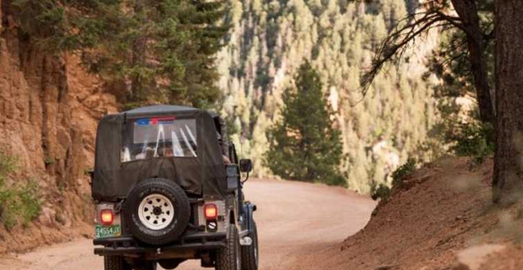Colorado Springs: Garden of the Gods a Foothills Jeep Tour