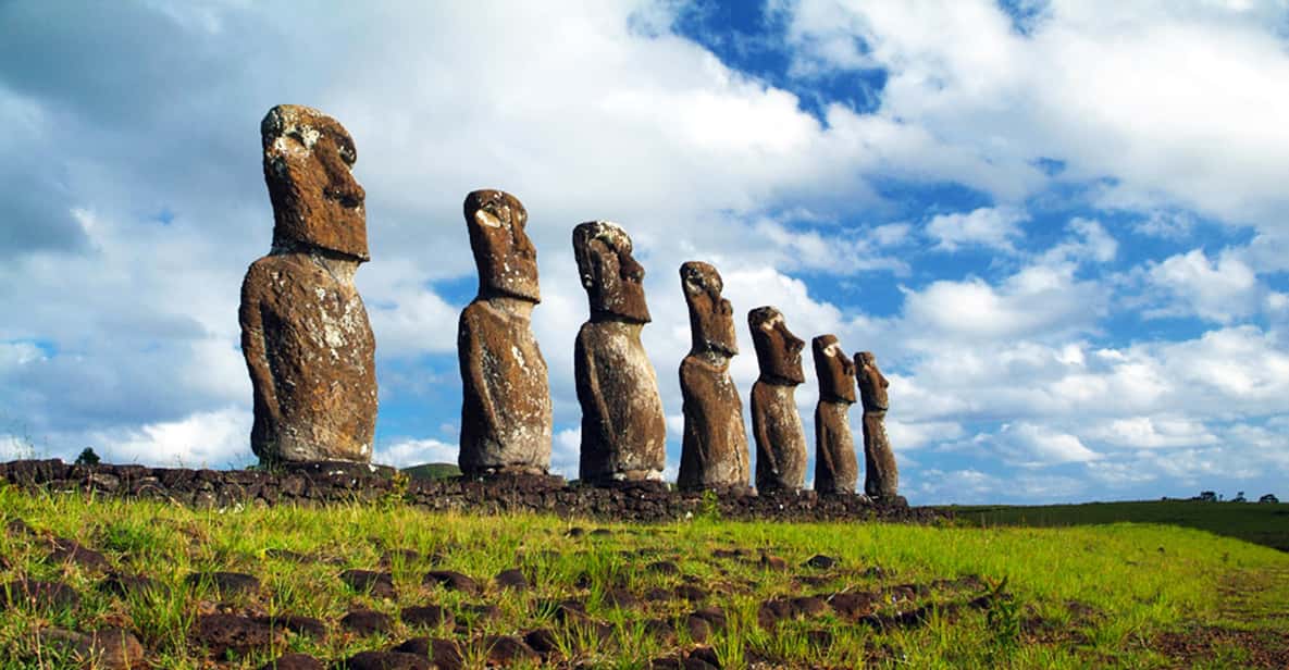 Easter Island: Ahu Akivi Tour from Hanga Roa