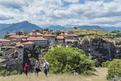 From Athens: 3-Days Meteora Rail Tour