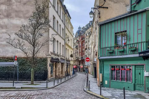 Visite privée en italien à Paris, Louvre, Père Lachaise