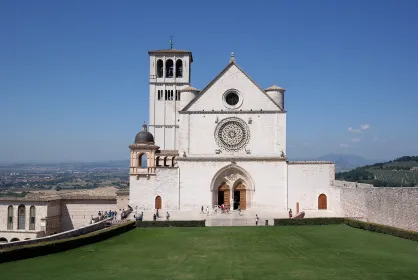 Von Rom aus: Ganztägige halbprivate Tour durch Assisi und Orvieto
