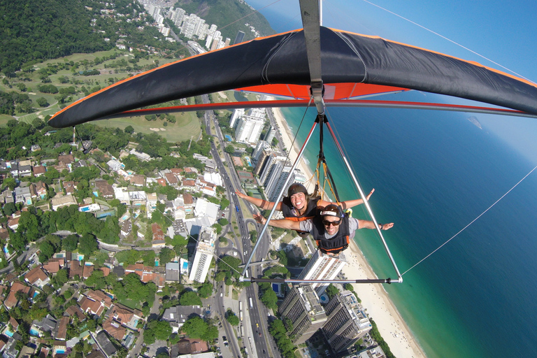 Abenteuer Drachenfliegen in Rio de JaneiroRio de Janeiro: Gleitschirmabenteuer mit Hotelabholung