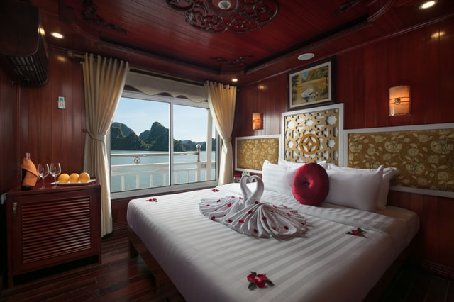 From Hanoi: Halong Bay 2-Day Guided Boat Cruise