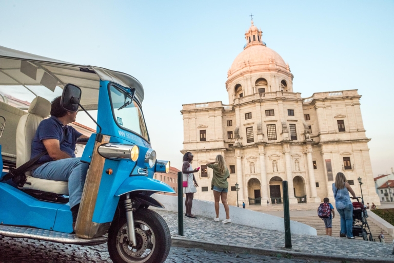 Lissabon: buurten van de stad-rondleiding per tuktukLissabon: buurten van de stad-tour per tuktuk
