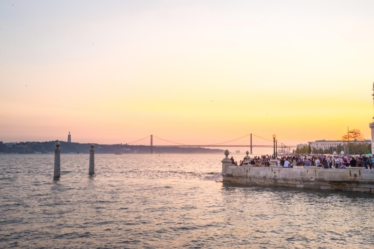 Lisboa y sus barrios: tour guiado en tuk tukTour en tuk tuk: recogida en el centro de Lisboa