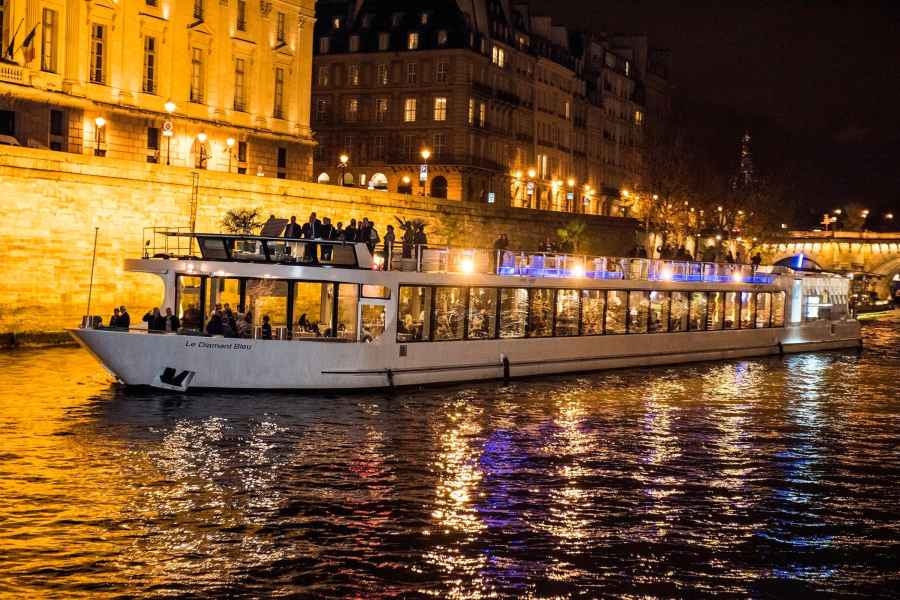 Paris: Gourmet-Dinnerfahrt auf der Seine & Live-Musik