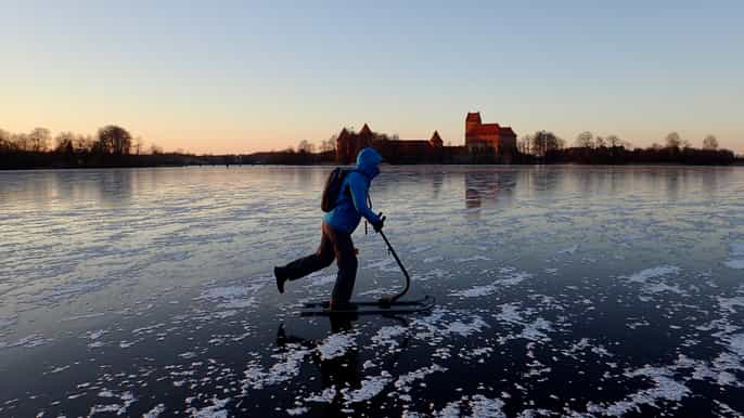 trakai winter adventure con kicksledge