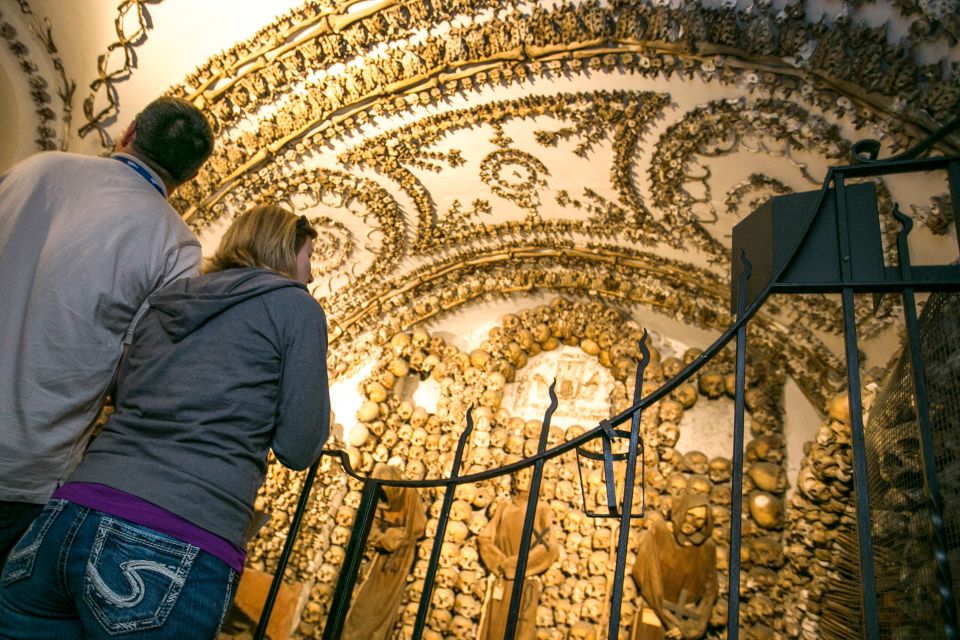 rome crypts and catacombs tour with bone chapel & transfers