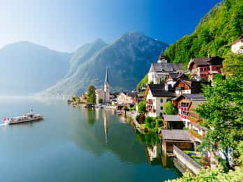 From Vienna: Full Day Trip to Hallstatt and Salzkammergut