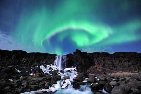 Depuis Reykjavik : Cercle d’or et aurores boréales