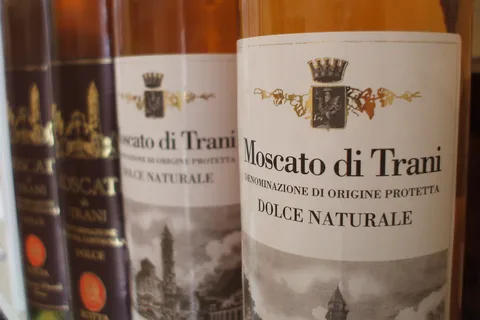 Private Trani Walking Tour with Moscato Wine Tasting